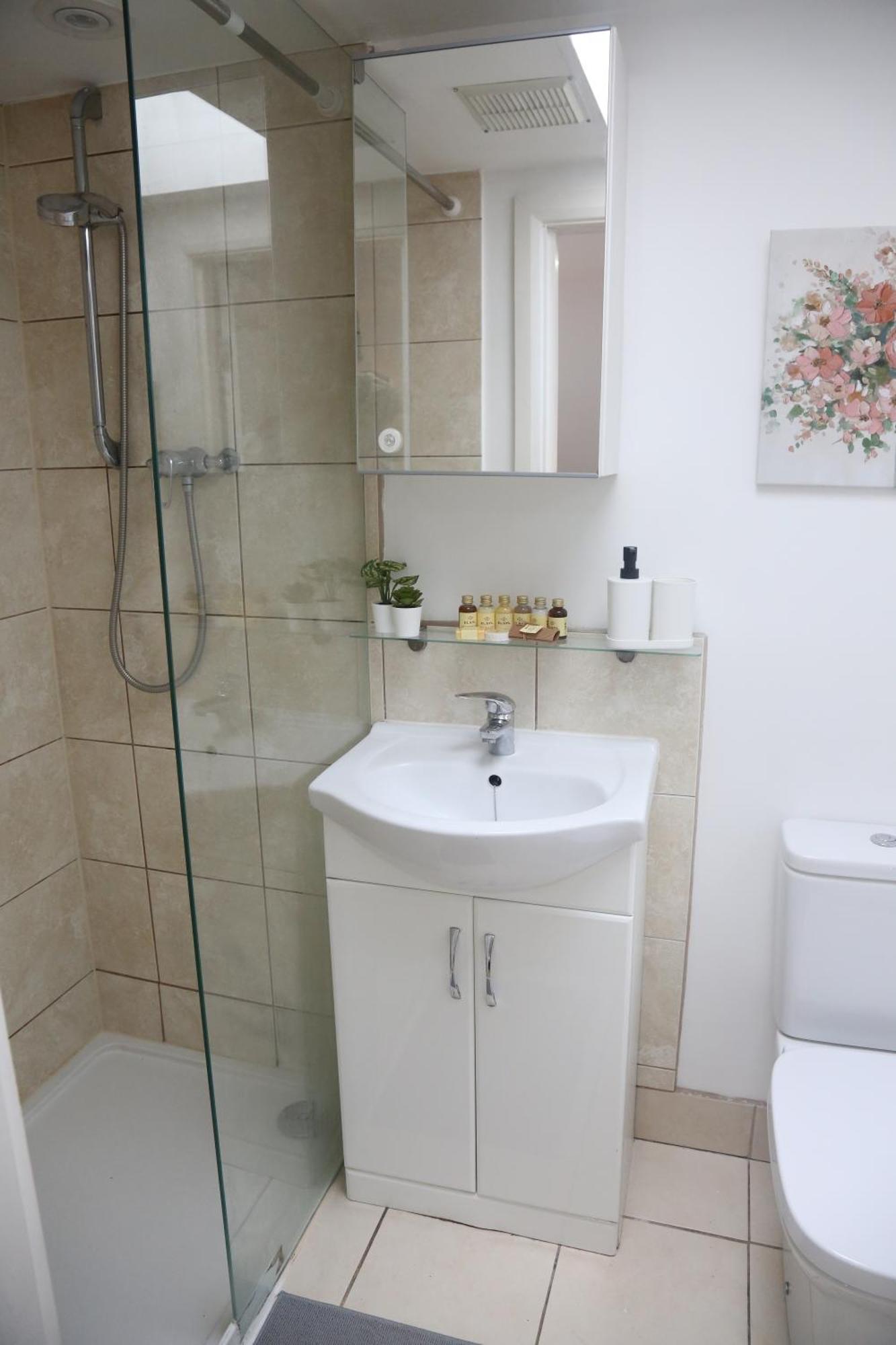 Top Floor Apartment In Islington 런던 외부 사진
